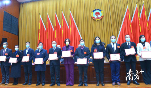 表彰優秀委員。張曉欣 攝