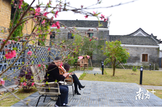 鄉村民宿。黃津 攝